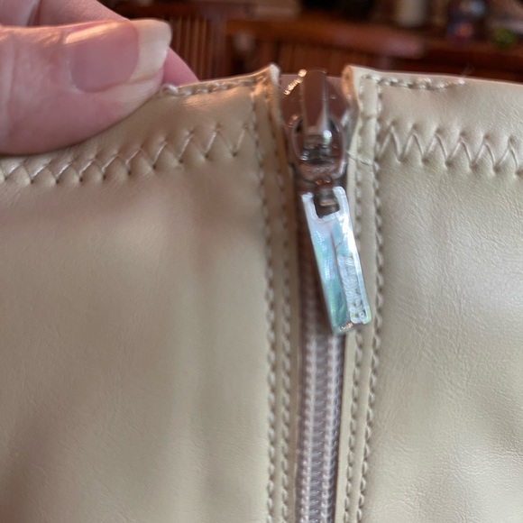 Schultz NWT, box/bag patent Nappa leather lug sole boots, Sz 7.5 and 8.5, zipper - Picture 16 of 17